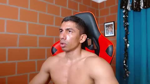 Adan Sin online show from 01.02.25