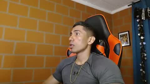 Adan Sin online show from 02.22.25