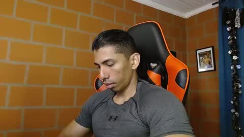 Adan Sin online show from 02.24.25