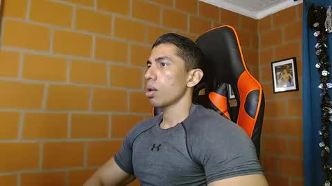 Adan Sin online show from 03.01.25