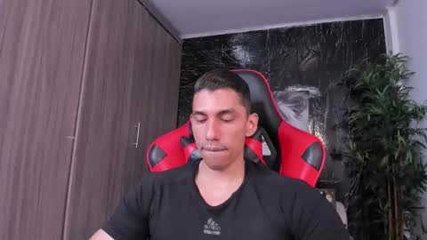 Adan Sin online show from 05.02.26