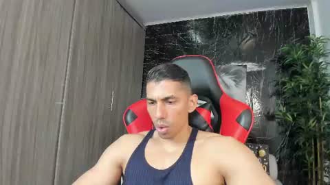 Adan Sin online show from 06.17.26