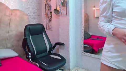 AdanNDEva online show from 02.25.26