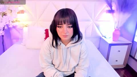 Snapshot of adara_carter_ chatting on 10.02.25 adara_carter_ online show from 10.02.25