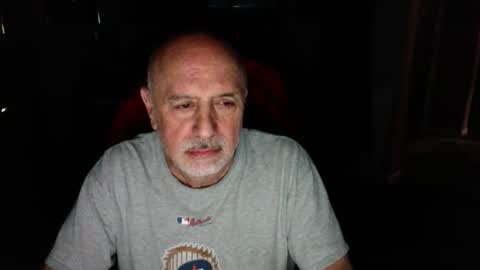 Snapshot of add_me_2 chatting on 11.19.25 add_me_2 online show from 11.19.25