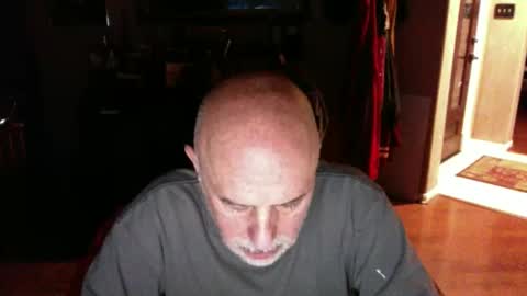 Snapshot of add_me_2 chatting on 11.26.25 add_me_2 online show from 11.26.25