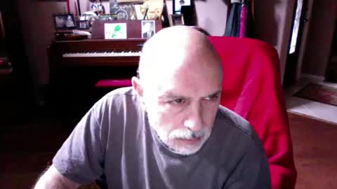 Snapshot of add_me_2 chatting on 12.05.25 add_me_2 online show from 12.05.25