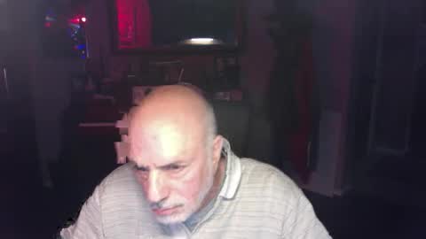 Snapshot of add_me_2 chatting on 12.16.25 add_me_2 online show from 12.16.25