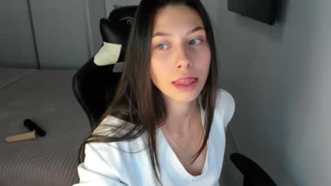 Snapshot of addavalery chatting on 12.14.24 Adda online show from 12.14.24