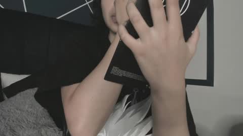 Ade  online show from 12.04.24