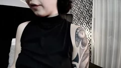 Ade  online show from 10.25.25