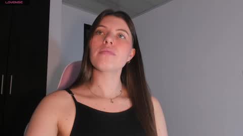 Snapshot of adela_parker chatting on 12.27.24 Adela Parker online show from 12.27.24