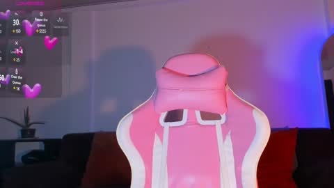 Snapshot of adela_parker chatting on 02.27.25 Adela Parker online show from 02.27.25