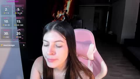 Snapshot of adela_parker chatting on 02.02.26 Adela Parker online show from 02.02.26