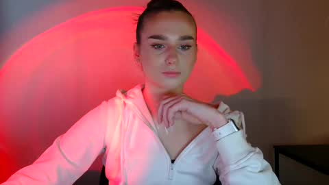 Adele Amore online show from 03.03.25