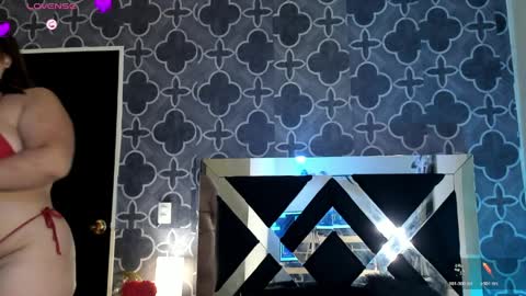 Snapshot of adele_cruzz chatting on 04.09.26 adele cruzz online show from 04.09.26