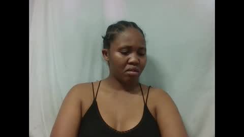 Snapshot of adelealy chatting on 11.28.25 adelealy online show from 11.28.25