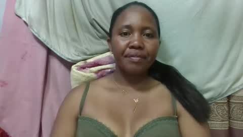 adelealy online show from 04.25.26