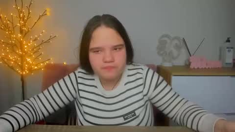 adelecruzz online show from 02.12.25