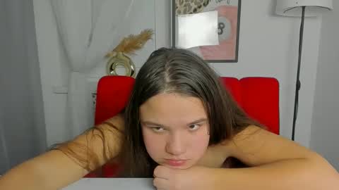 Snapshot of adelecruzz chatting on 02.25.26 adelecruzz online show from 02.25.26