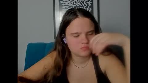 Snapshot of adelecruzz chatting on 03.10.26 adelecruzz online show from 03.10.26