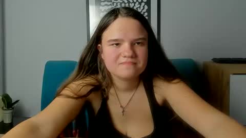 Snapshot of adelecruzz chatting on 03.21.26 adelecruzz online show from 03.21.26