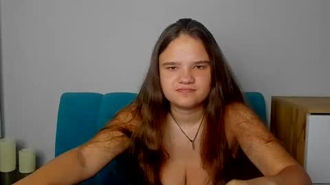 Snapshot of adelecruzz chatting on 06.18.26 adelecruzz online show from 06.18.26