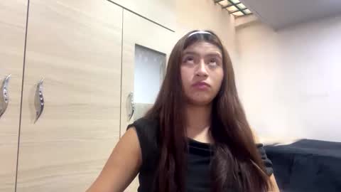 Snapshot of adelein_foxxx chatting on 10.06.25 adellein foxx online show from 10.06.25