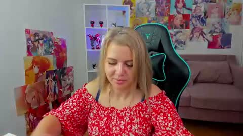 AdeleRavelle online show from 07.03.26