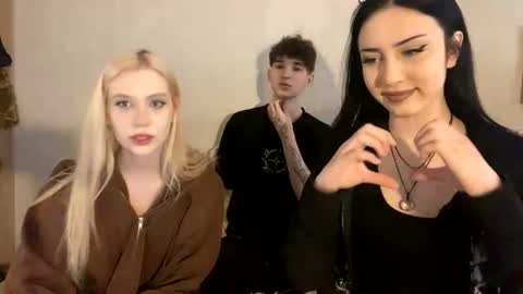 Snapshot of adelin_rr chatting on 05.01.26 adelin online show from 05.01.26