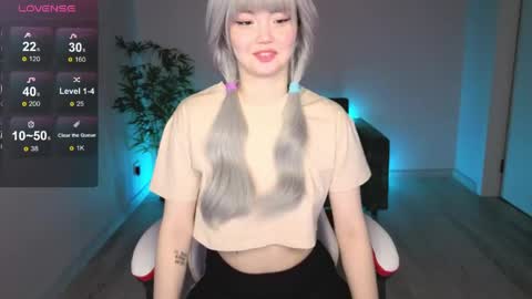 adelina__flower online show from 04.30.26