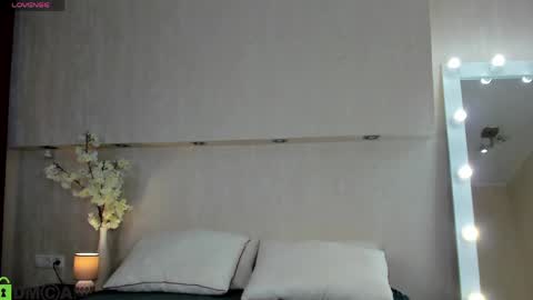 Snapshot of adelina_bliss chatting on 05.31.26 Adelina bliss online show from 05.31.26