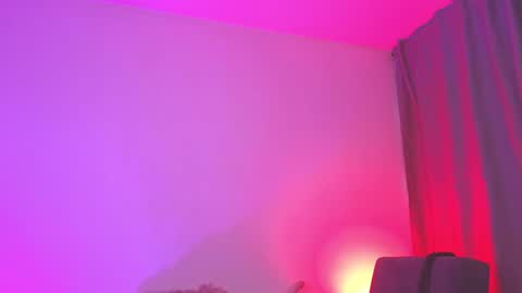 Snapshot of adelina_meilo chatting on 12.04.24 YOUR QUEEN ---  online show from 12.04.24