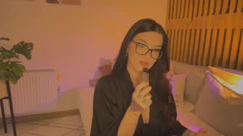 Adelinaacute online show from 10.16.25