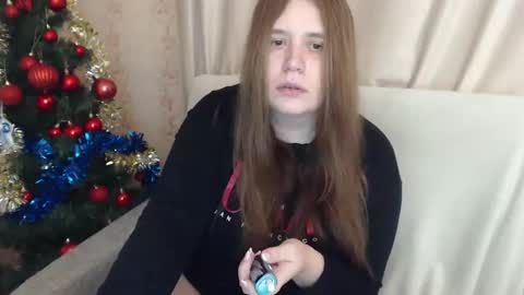 adelinalawson online show from 01.07.25