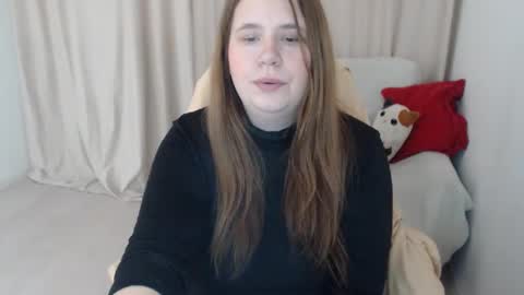 adelinalawson online show from 03.08.25