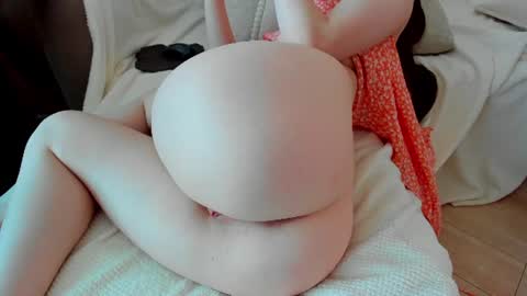 Snapshot of adelinemur chatting on 06.22.26 Amy online show from 06.22.26