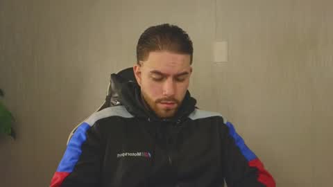 Ades online show from 10.25.25