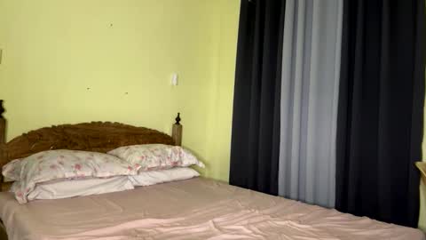 Snapshot of adgodz chatting on 01.10.26 Cassie online show from 01.10.26