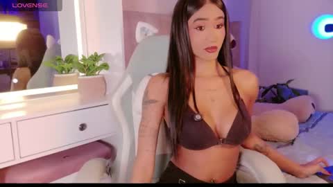 Isabellafirst online show from 05.19.26