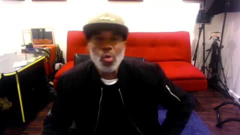 Snapshot of adick_ting chatting on 12.18.25 adick_ting online show from 12.18.25