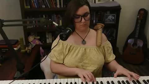 Snapshot of adobe_angel304 chatting on 12.16.24 adobe_angel304 online show from 12.16.24