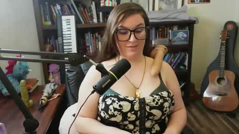 Snapshot of adobe_angel304 chatting on 02.24.25 adobe_angel304 online show from 02.24.25