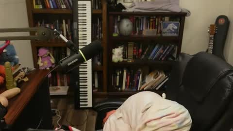 Snapshot of adobe_angel304 chatting on 03.04.25 adobe_angel304 online show from 03.04.25