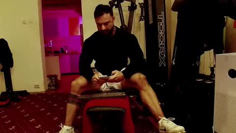 Adonis online show from 10.05.25