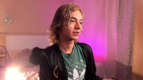 Snapshot of adonisaster chatting on 06.12.26 Adonis online show from 06.12.26