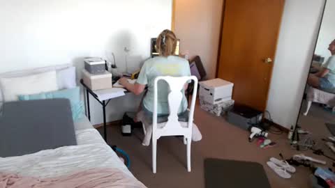 adorable22 online show from 09.28.25