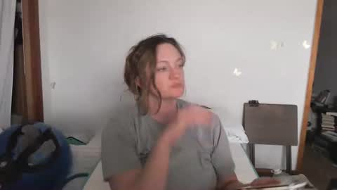 Snapshot of adorable22 chatting on 11.07.25 adorable22 online show from 11.07.25