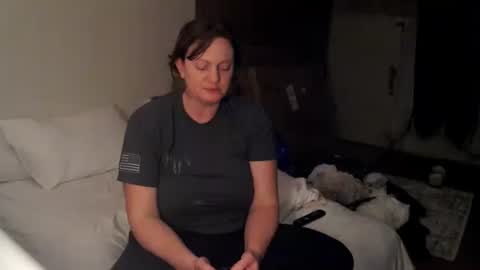 Snapshot of adorable22 chatting on 01.08.26 adorable22 online show from 01.08.26