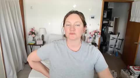 adorable22 online show from 05.10.26